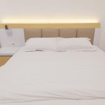 Griya Anggrek Hotell Trenggalek Exteriör bild